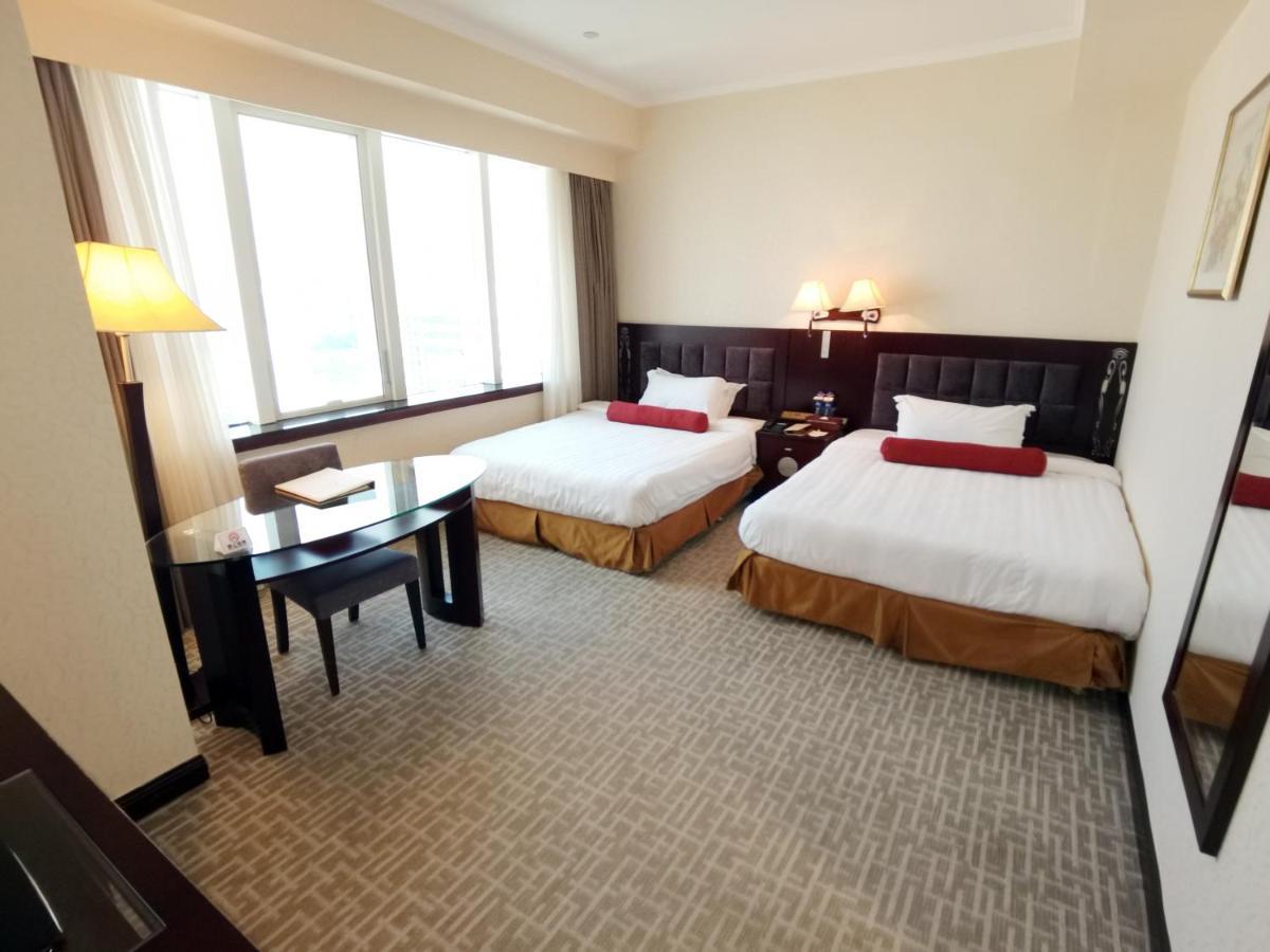 Majestic Hotel Guangzhou Exterior photo