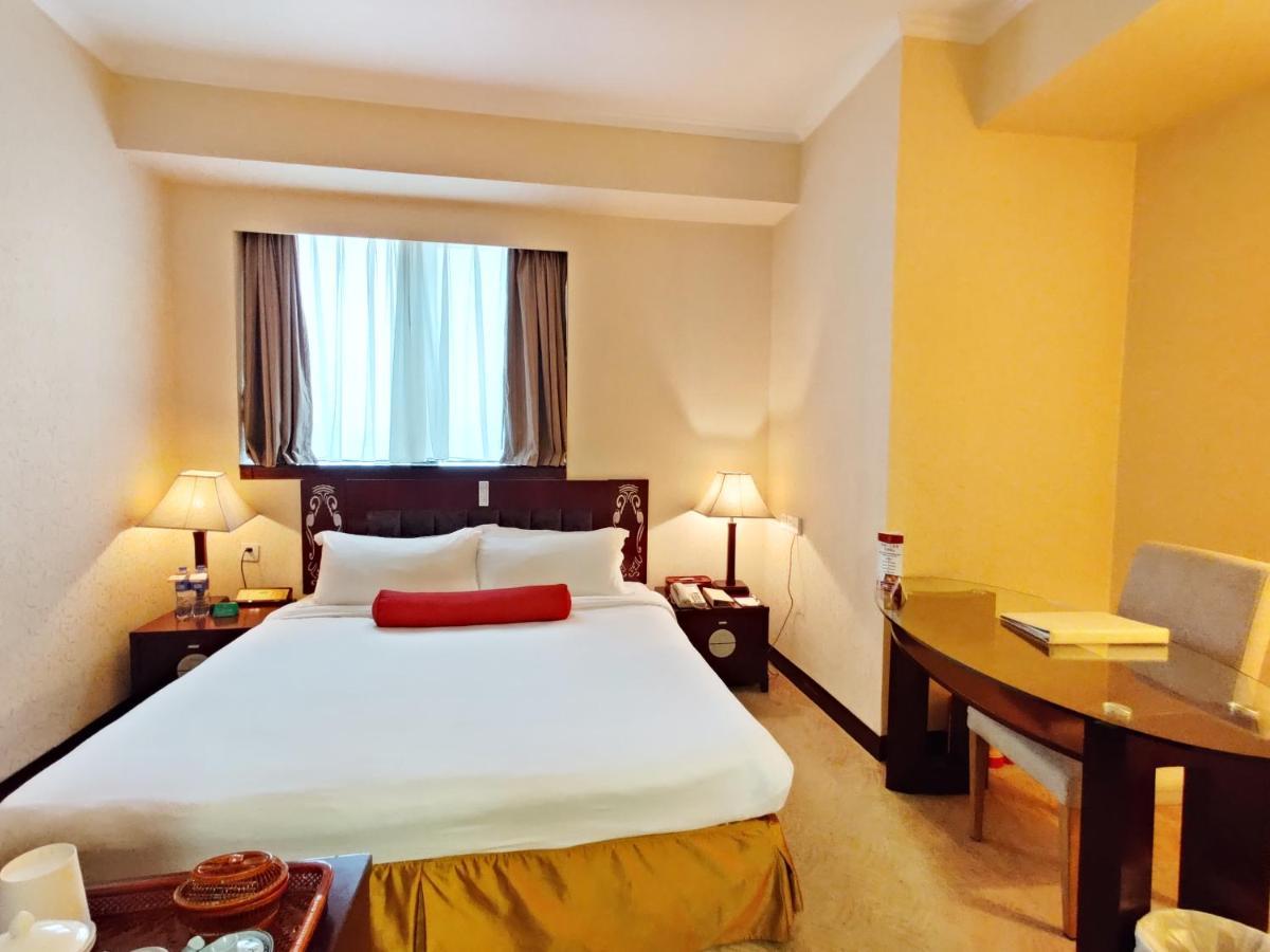 Majestic Hotel Guangzhou Exterior photo