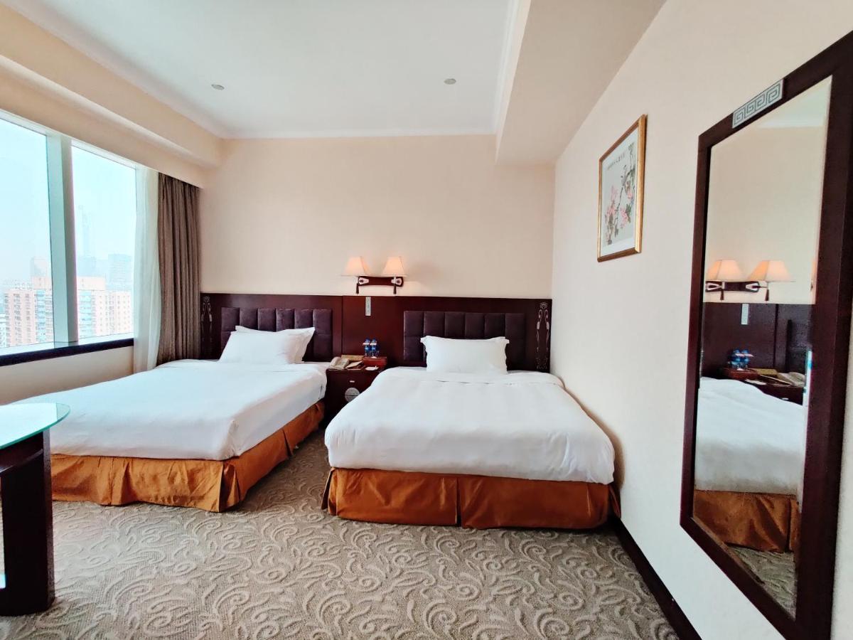 Majestic Hotel Guangzhou Exterior photo