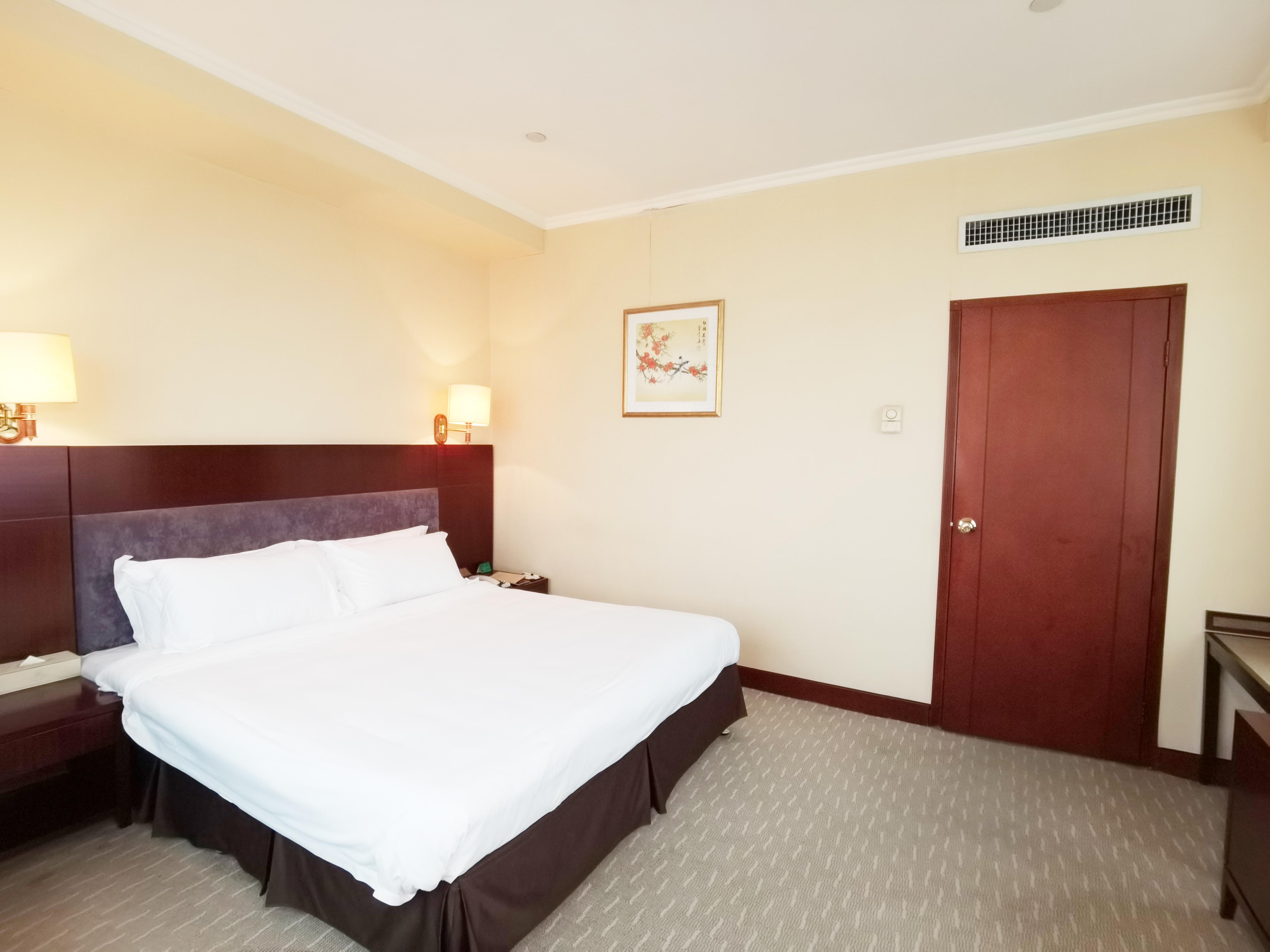 Majestic Hotel Guangzhou Exterior photo